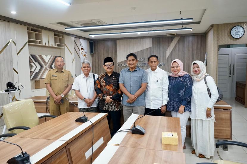 DPRD Provinsi Jawa Barat terima kunjungan kerja Komisi I Dewan Perwakilan Rakyat Daerah (DPRD) Provinsi Jambi, Senin (1/7/2024).