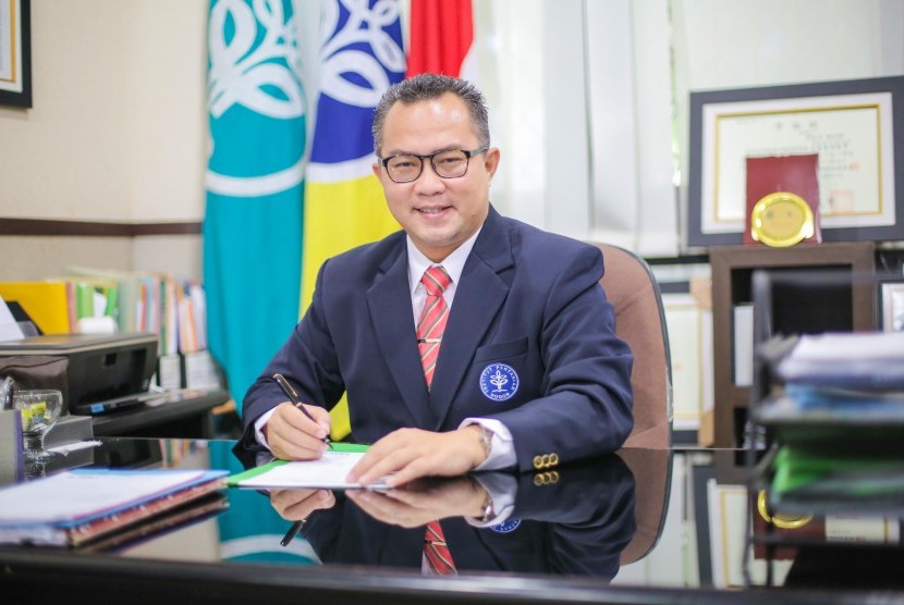 Dr Arif Satria SP, MSi, rektor IPB periode 2017-2022.