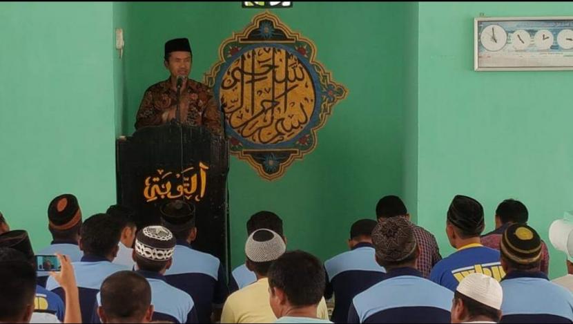 Dr Ir  H Abdul Aziz Qahar Mudzakkar MSi, perintis Hidayatullah Sulawesi Selatan.