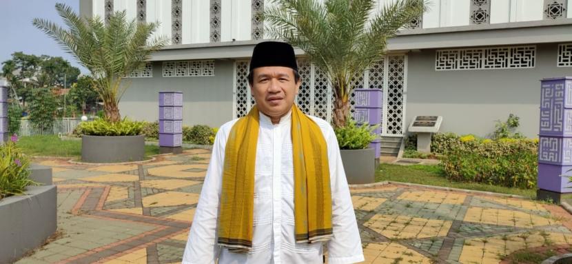 Dr KH Syamsul Yakin MA