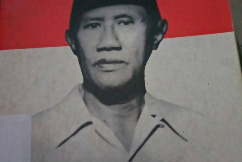 Presiden Sukarno berbicara di depan rakyat pada 1946.