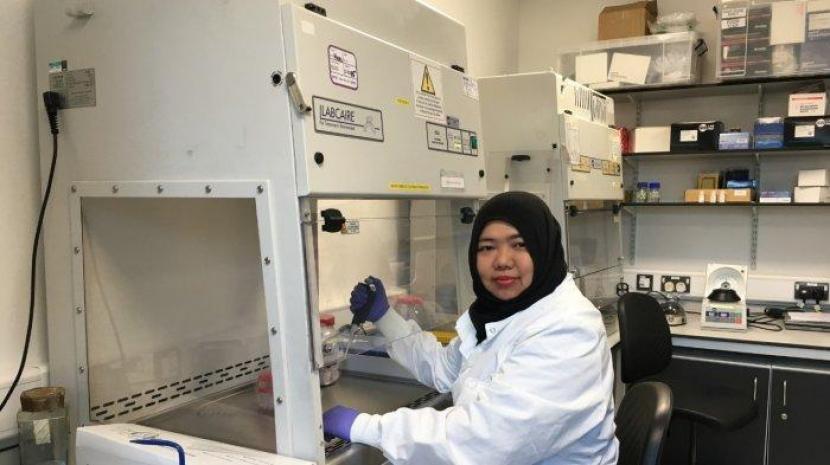 Dr Susanti, peneliti asal Universitas Muhammadiyah Purwokerto (UMP) yang meluncurkan inovasi PathGen, alat deteksi dini kanker kolon. 