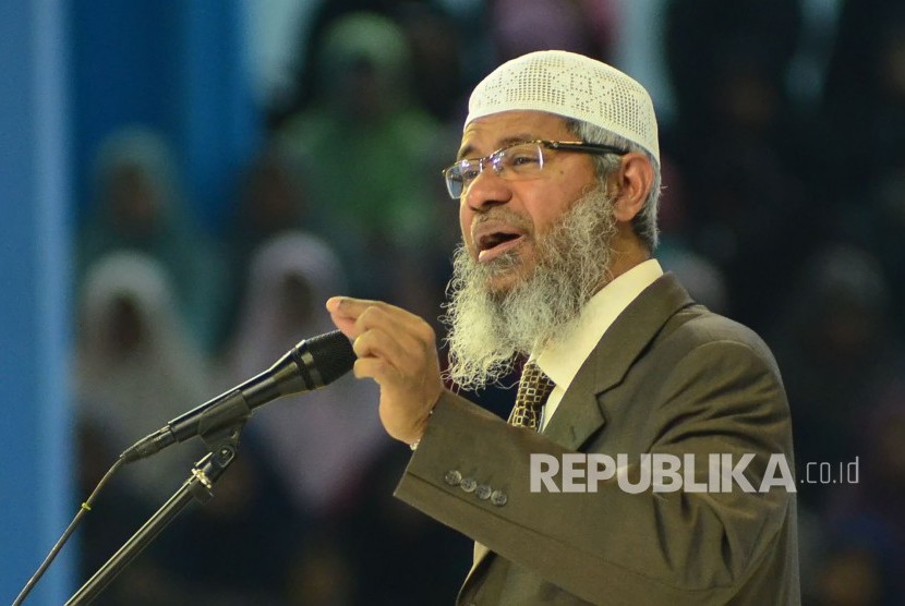 Bersyahadat Di Hadapan Zakir Naik Para Mualaf Khawatirkan Orang Tua Republika Online