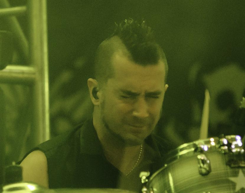 Drummer Offspring, Pete Parada.
