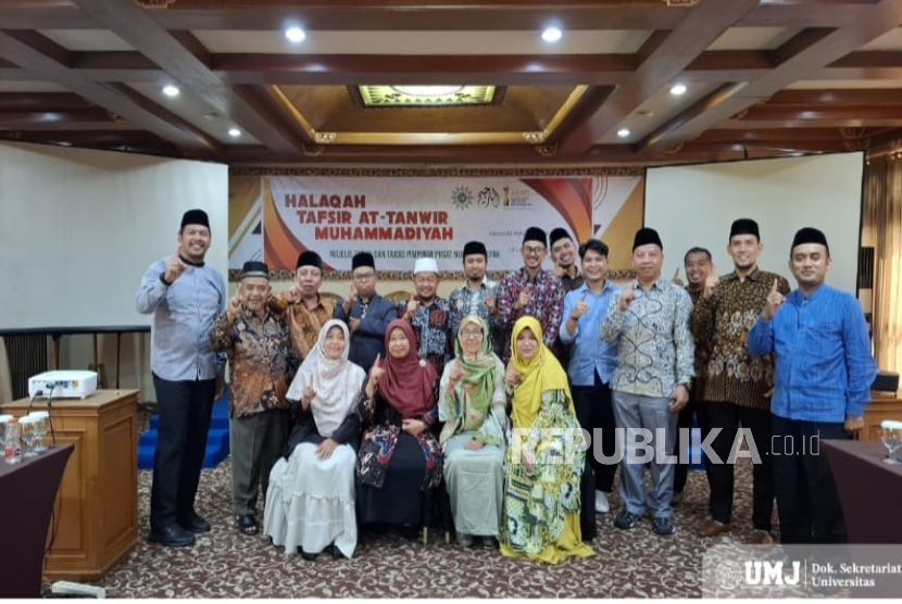 Dua dosen Universitas Muhammadiyah Jakarta (UMJ) terpilih sebagai penulis dalam penyusunan Tafsir At-Tanwir, karya tafsir kontemporer yang digagas oleh Majelis Tarjih dan Tajdid Pimpinan Pusat (PP) Muhammadiyah.