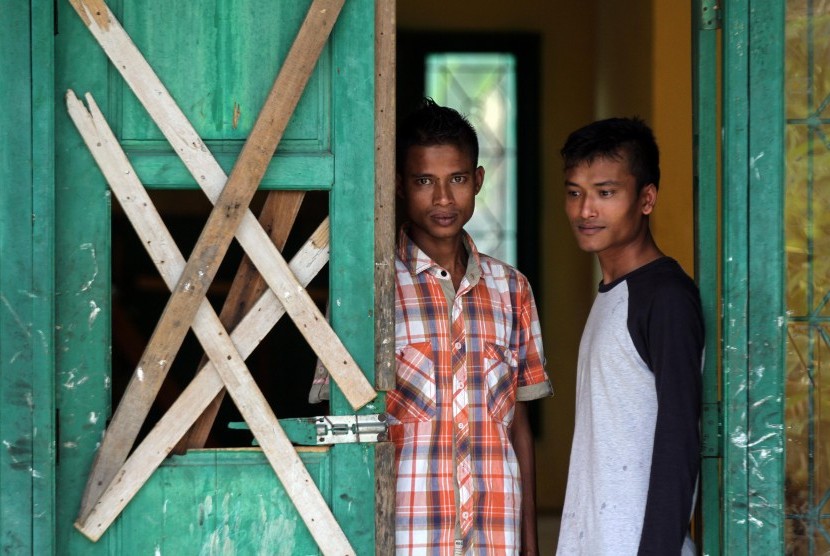 Dua orang imigran Rohingya asal Myanmar.