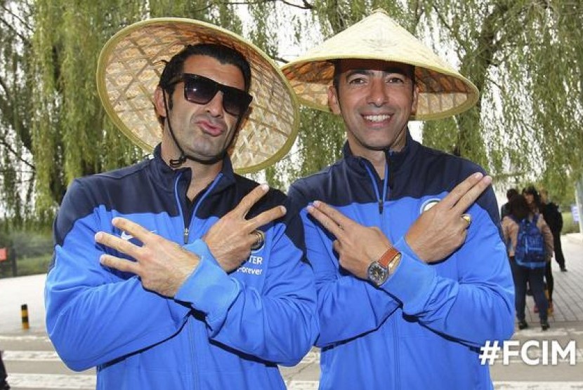 Dua penggawa Inter Forever, Luis Figo dan Youri Djorkaeff.