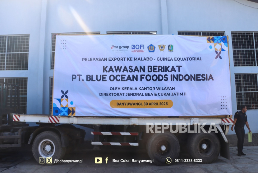 Dua perusahaan yang mendapatkan fasilitas kawasan berikat di Banyuwangi yaitu PT Blue Ocean Food Indonesia dan PT Pasifik Harvest Indonesia mengekspor 29.460 karton sarden kaleng ke pasar internasional pada 30 April 2025. 