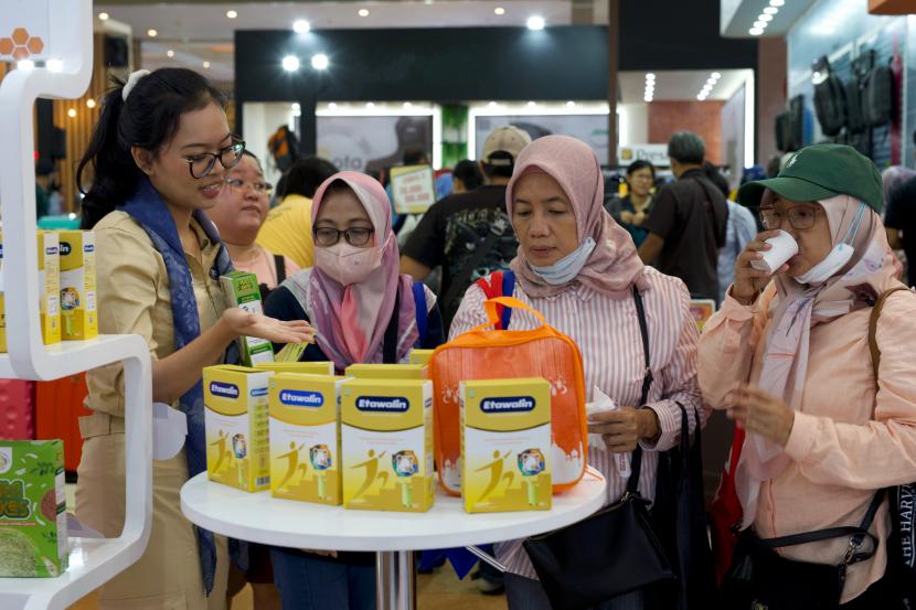 Dua produk unggulan Ethos, Etawalin dan Freshmag, berhasil menyita perhatian konsumen di Jakarta Fair 2023.