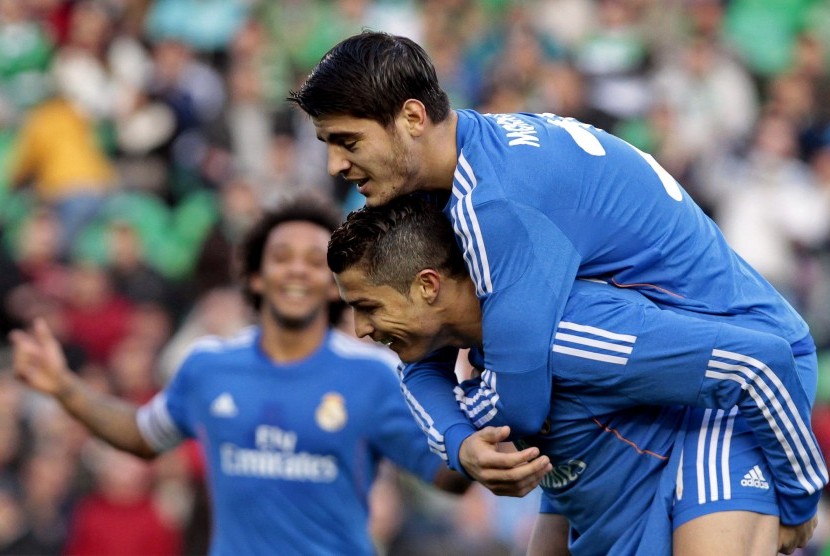 Dua striker Real Madrid, Alvaro Morata (kanan) dan Cristiano Ronaldo.