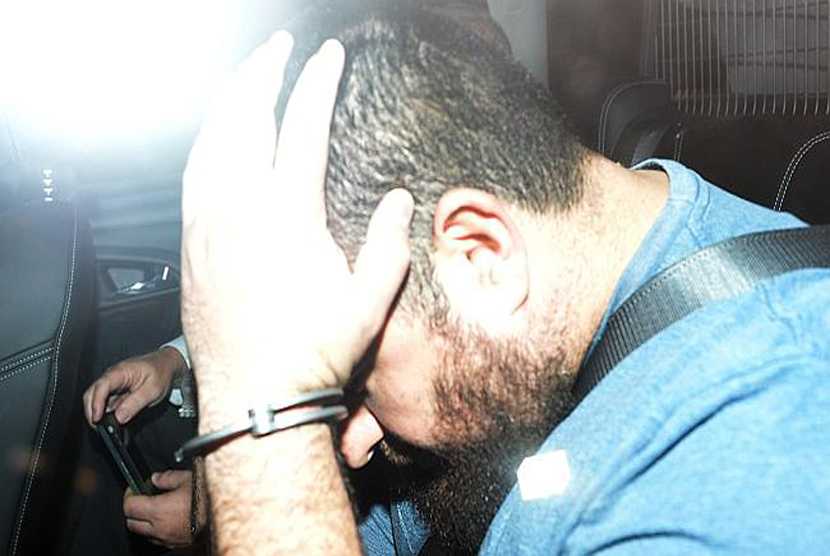 dua tersangka warga Australia Omar Succarieh (31) dan Agim Kruezi (21) dituduh danai ISIS