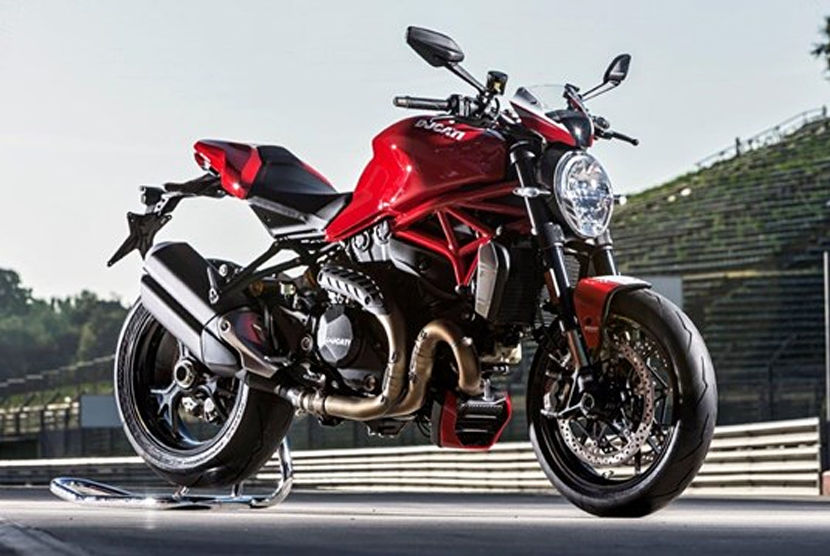 Ducati Monster 1200 R