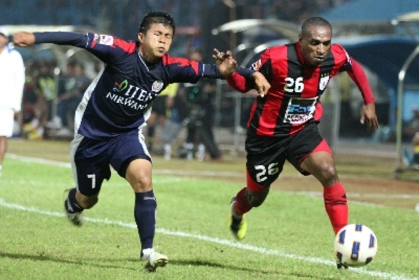 Duel Arema Vs Persipura