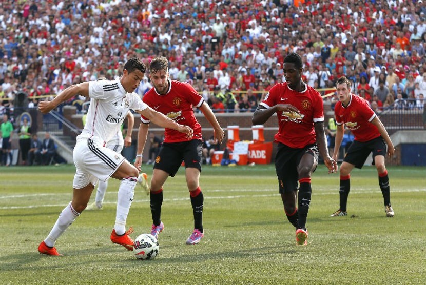 Duel Manchester United lawan Real Madrid pada turnamen International Championship Cup 2014