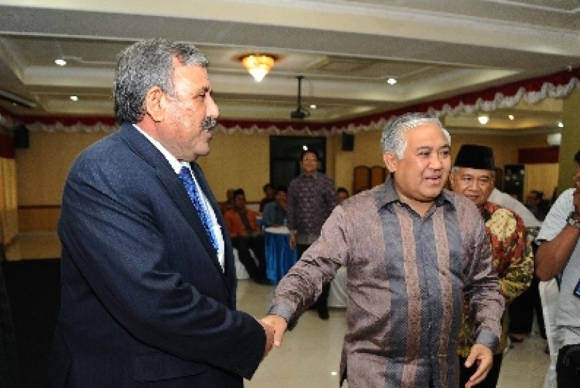 Duta Besar Irak untuk Indonesia Abdulah Hasan Salih bertemu Ketua Umum PP Muhamadiyah Din Syamsuddin.