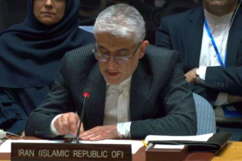 Duta Besar Republik Islam Iran untuk Perserikatan Bangsa-Bangsa (PBB) Amir Saeid Iravani menyampaikan pernyataannya dalam sidang darurat Dewan Keamanan PBB pada Ahad (14/4/2024) waktu setempat.