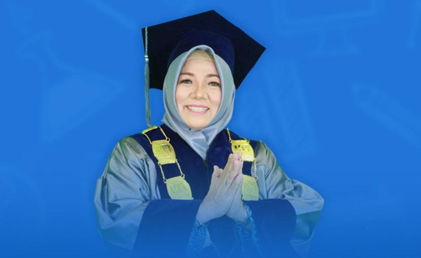 Dwiza Riana, dengan sapaan akrabnya Dwiza, menjadi sosok inspiratif di Universitas Nusa Mandiri (UNM).