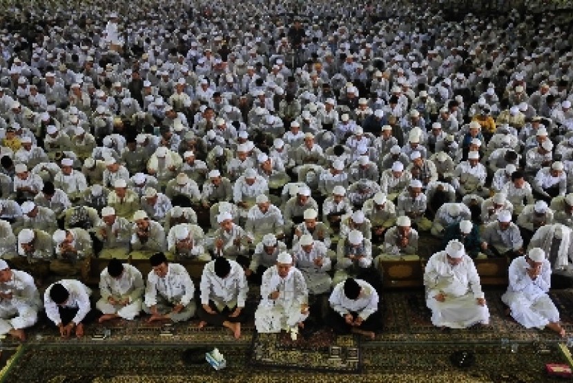 Dzikir Nasional Republika di Masjid At-Tin, Jakarta.