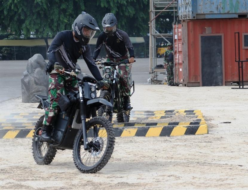 E-Tactical Motor Bike yang akan digunakan oleh TNI.