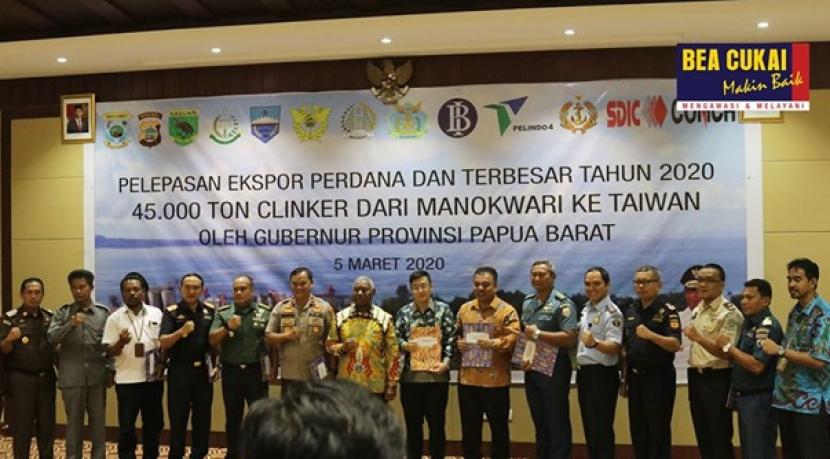Bea Cukai Kualanamu, Bea Cukai Manokwari, dan Bea Cukai Kualanamu kembali menambah izin pelepasan ekspor perdana berupa produk olahan sarang burung PT Ori Ginalnest Indonesia di komplek bisnis MMTC Medan. (Bea Cukai)