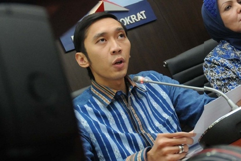 Edhie Baskoro Yudhoyono admits on Thursday that his son is being treated at Cipto Mangunkusumo Hospital in Jakarta.