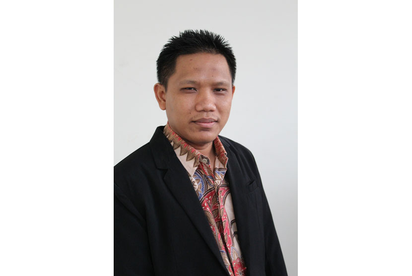  Edi Setiawan, Ekonom Muhammadiyah dan Dosen FEB-UHAMKA