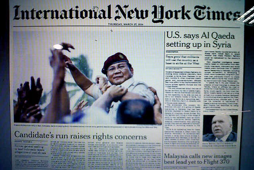 Edisi harian International New York Times yang memuat liputan capres Prabowo Subianto.