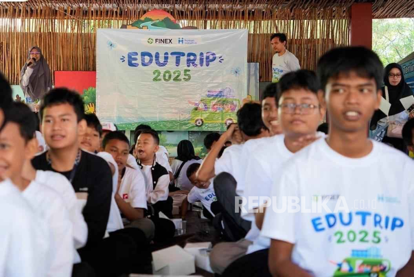 Edu Trip memberdayakan anak-anak melalui pembelajaran.