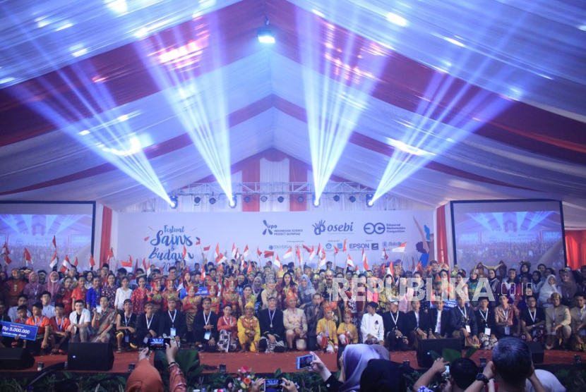 Hadirkan Inovasi Sains dan Budaya Pelajar Indonesia, Eduversal Luncurkan FSB 2026