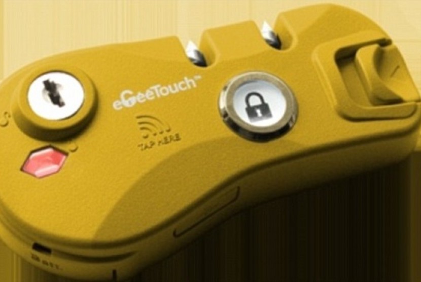 eGeeTouch Smart Luggage Lock