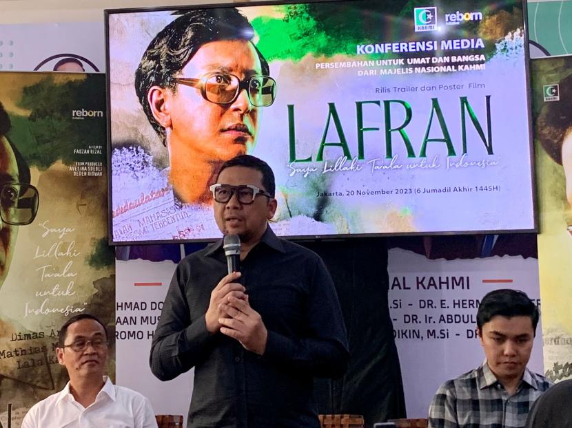 Eksekutif produser film Lafran, Ahmad Doli Kurnia Tandjung, dalam perilisan trailer dan poster film Lafran di Gedung KAHMI Center, Jakarta, Senin (20/11/2023). 