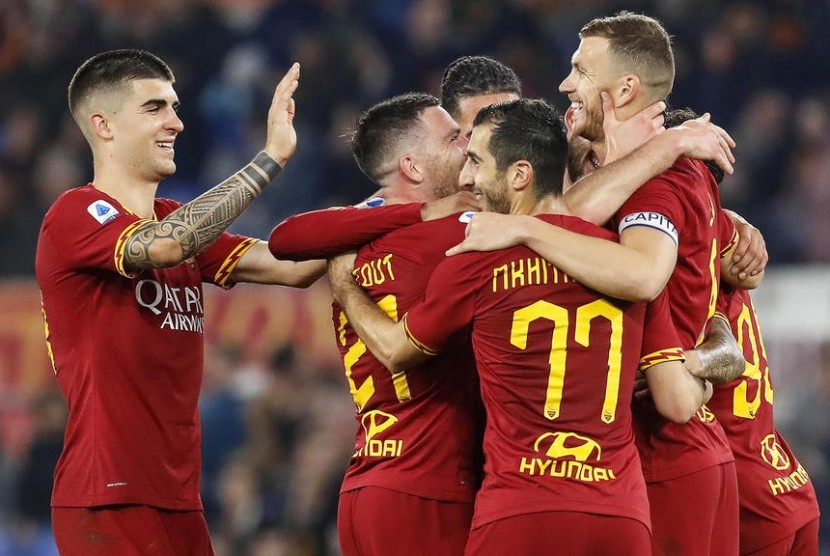 Ekspreasi pemain AS Roma saat mengalahkan Lecce 4-0.