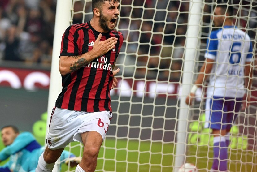 Ekspresi Patrick Cutrone usai mencetak gol ke gawang Universitatea Craiova, 3 Agustus 2018, waktu setempat.