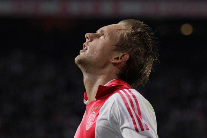 Ekspresi Siem de Jong (Ajax) merayakan gol saat melawan VVV Venlo di ArenA, Amsterdam, Belanda Rabu (2/5) waktu setempat. Ajax berhasil menjadi juara liga.