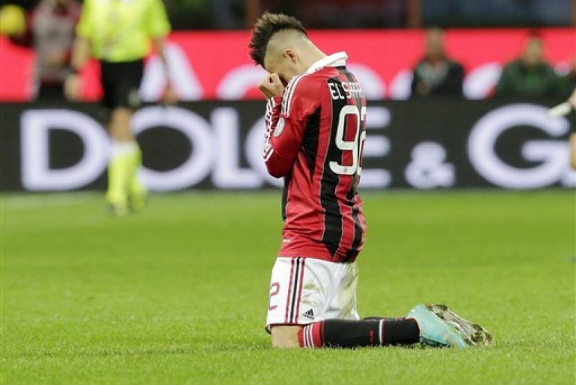 Ekspresi Stephan El Shaarawy usai AC Milan memastikan kemenangan 1-0 atas Genoa di San Siro, Ahad (28/10) dini hari. Pada hari ulang tahunnya tersebut, El Shaarawy mencetak gol semata wayang Milan ke gawang Genoa.