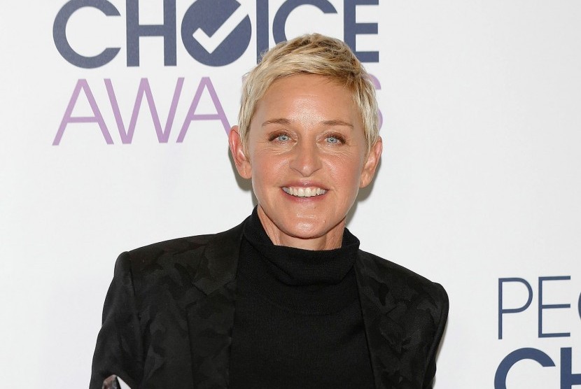 Pembawa acara bincang-bincang Ellen DeGeneres mengaku positif Covid-19 asimptomatik.