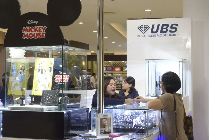 Emas koleksi UBS Gold