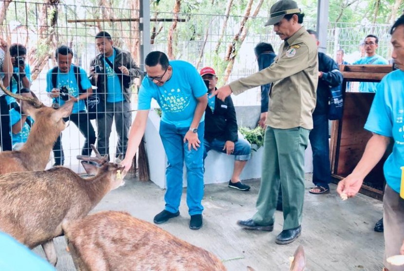 Empat ekor Rusa Jawa resmi menghuni Taman Kehati Kabupaten Indramayu.