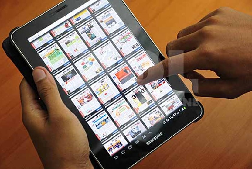 Epaper Republika di Ipad foto: yogi ardhi/republika