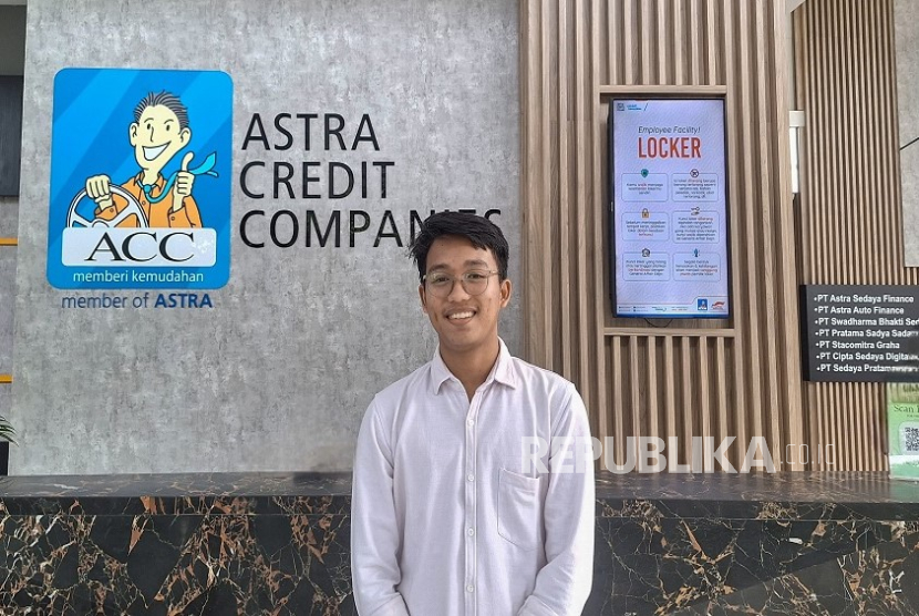 Erick Ade Hending Firmansyah, Mahasiswa Program Studi Sistem dan Teknologi Informasi (STI) Cyber University.