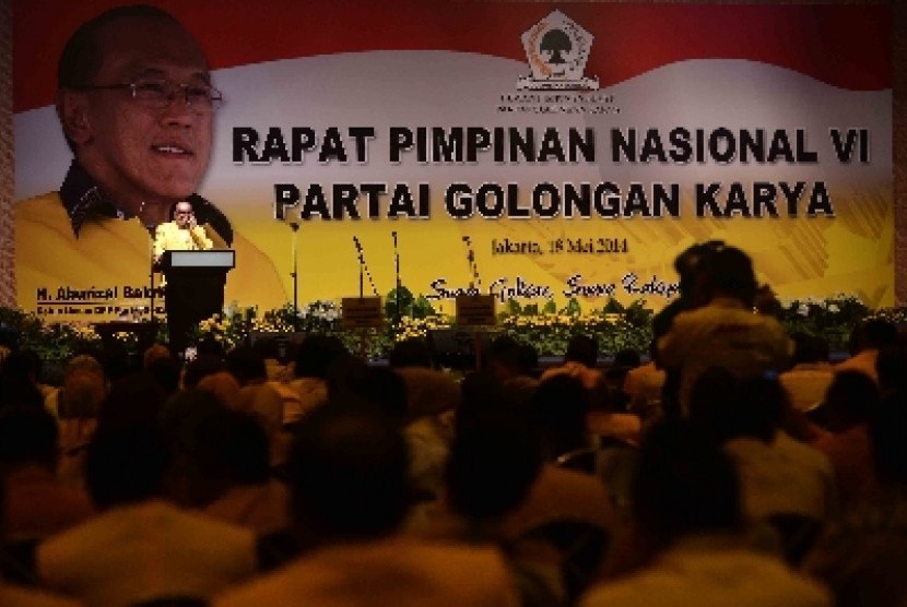 etua Umum Partai Golkar, Aburizal Bakrie.