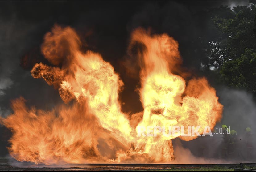 Ilustrasi kebakaran. Ledakan terjadi di pabrik Lotte Chemical di Korea Selatan, Rabu (4/3).