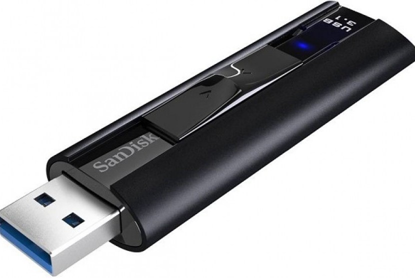 Extreme Pro USB 3.1 Solid State Flash Drive.