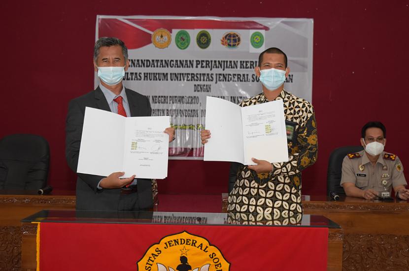 Fakultas Hukum Universitas Jenderal Soedirman (FH Unsoed) menggadakan kerja sama dengan sejumlah institusi penegak hukum.