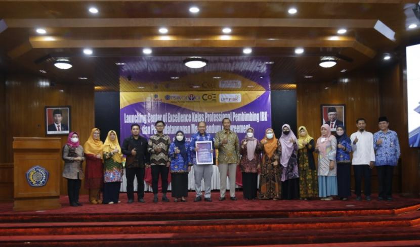 Fakultas Psikologi (Fapsi) Universitas Muhammadiyah Malang (UMM) meluncurkan pusat unggulan Pembimbing Individu Berkebutuhan Khusus (IBK) di Malang, Jumat (28/10/2022). 