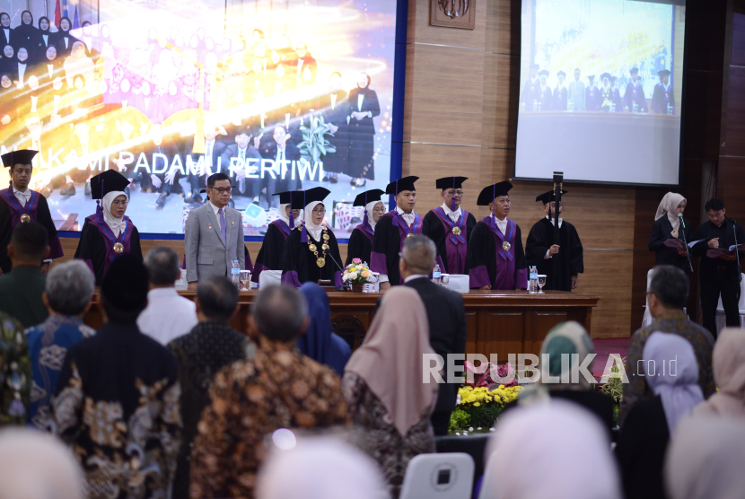 Fakultas Psikologi Universitas Islam Bandung (Unisba) menggelar perayaan Milad ke-52 di Aula Unisba