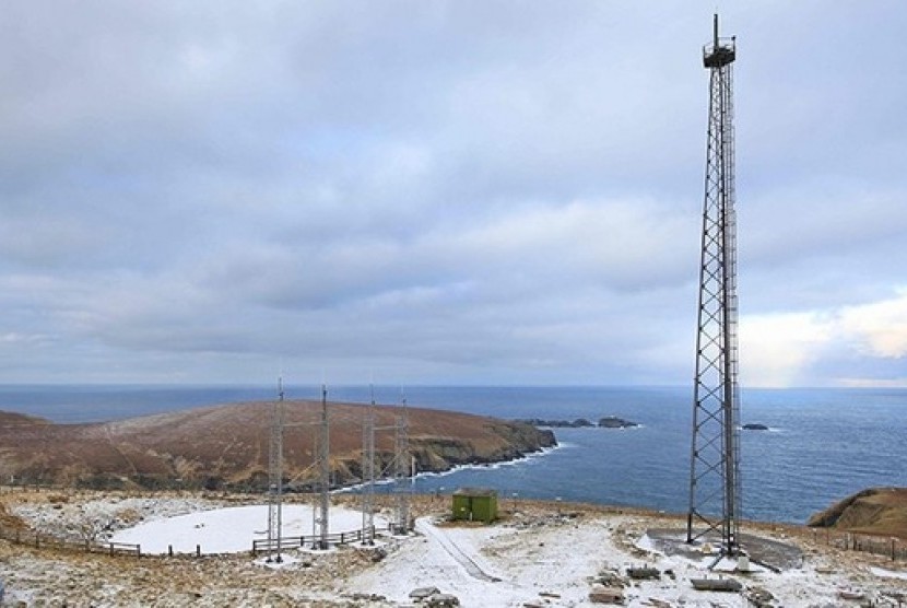 Fasilitas radar Inggris di Kepulauan Shetland Skotlandia.