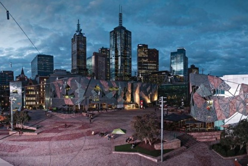 Federation Square, salah satu ikon wisata di kota Melbourne.