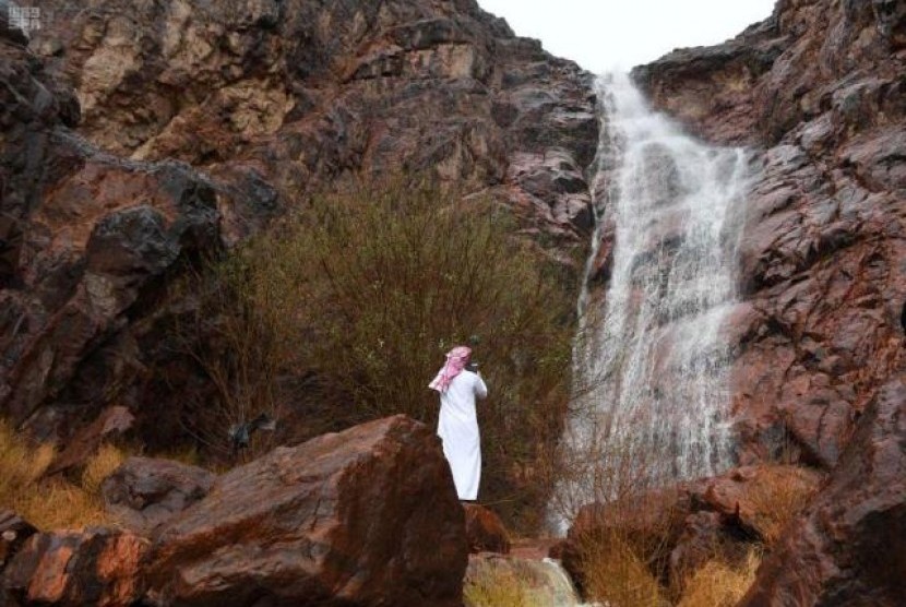 Fenomena alam akibat air hujan di lembah-lembah Madinah