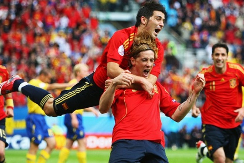 Fernando Torres dan David Villa menjadi bintang Spanyol dalam menjuarai Piala Eropa 2008.